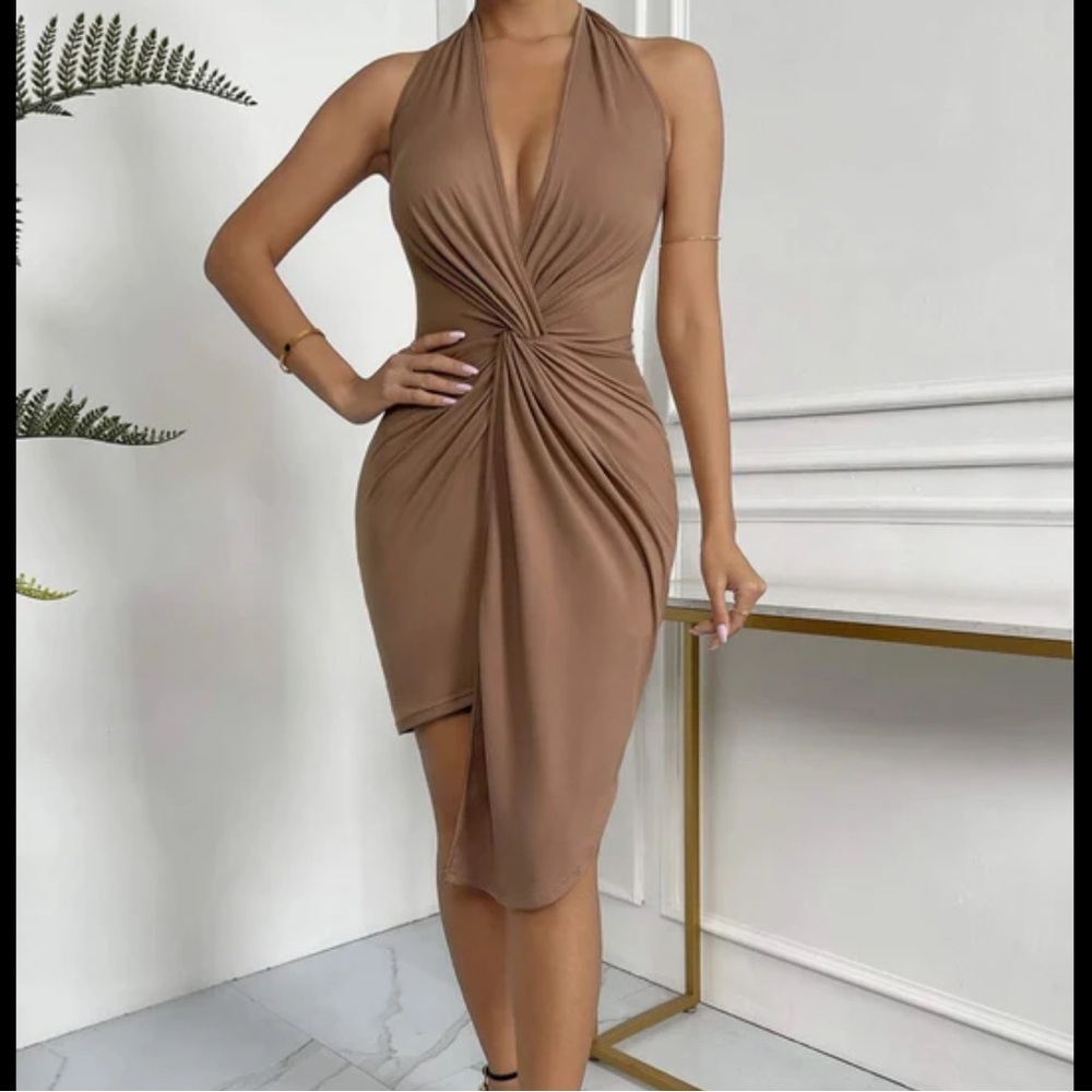 🔵 Light Brown Halter Front Knot Dress Size Medium